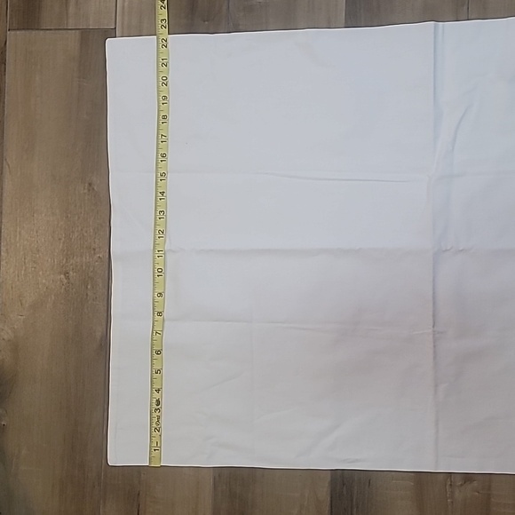 Vintage white pillowcases pink yellow seafoam green doilies embroidered accents - Picture 6 of 11